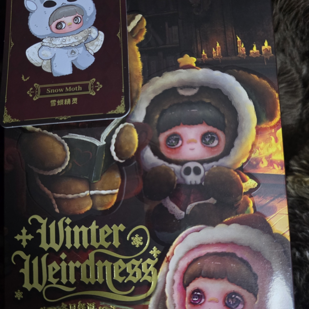 NIB Winter Weirdness Snow Moth MEYMEI